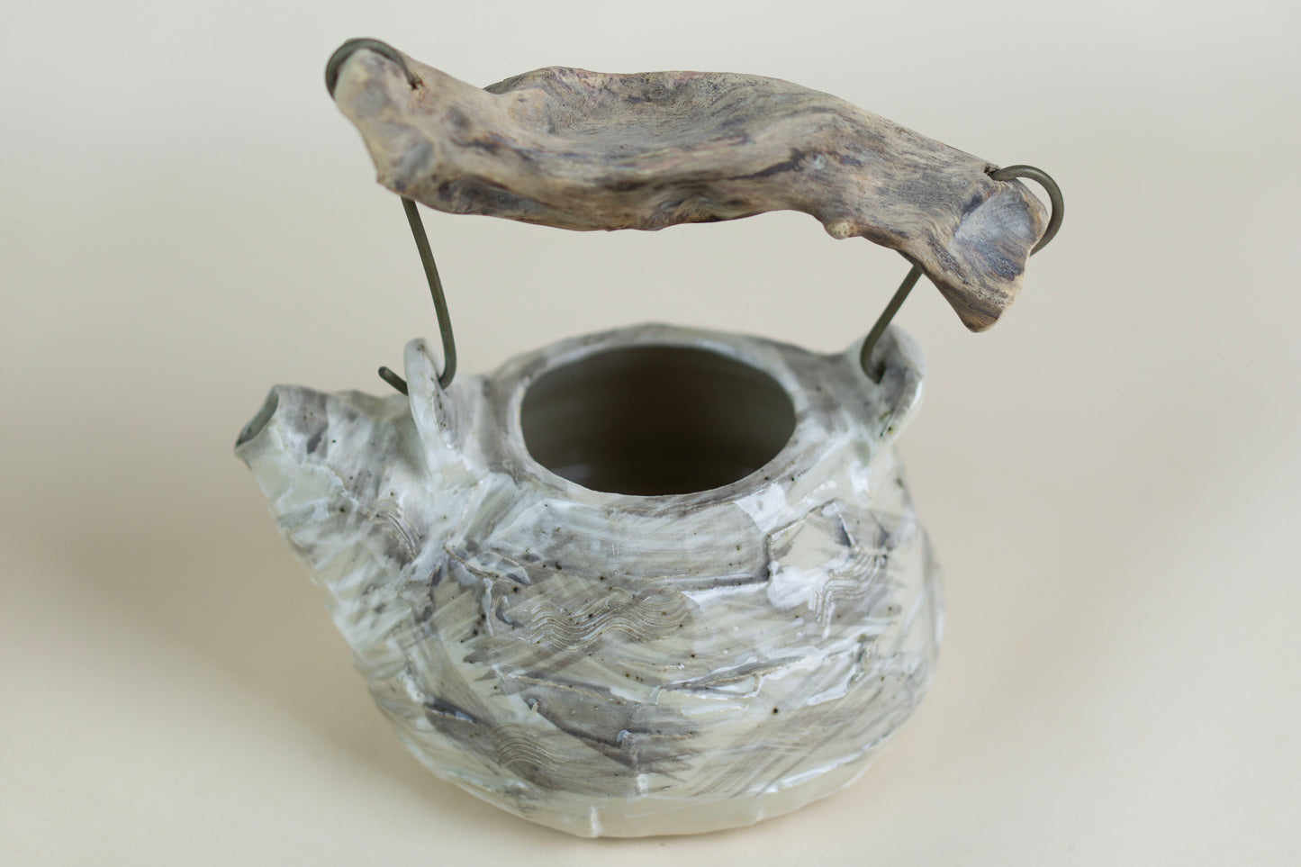 “Feral Kettle” curved ceramic tea set, Mariia Luchuk