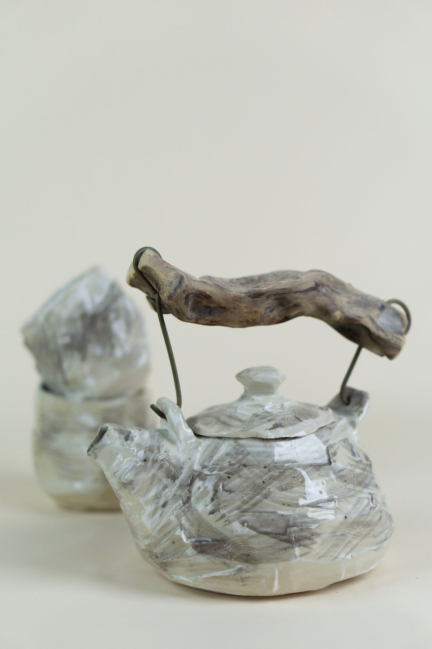 “Feral Kettle” curved ceramic tea set, Mariia Luchuk