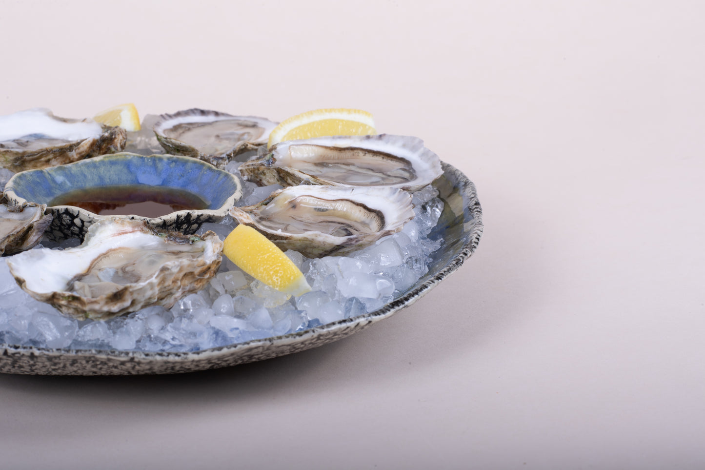 Ocean Oyster Collection Main Course Plate 12''/30 cm