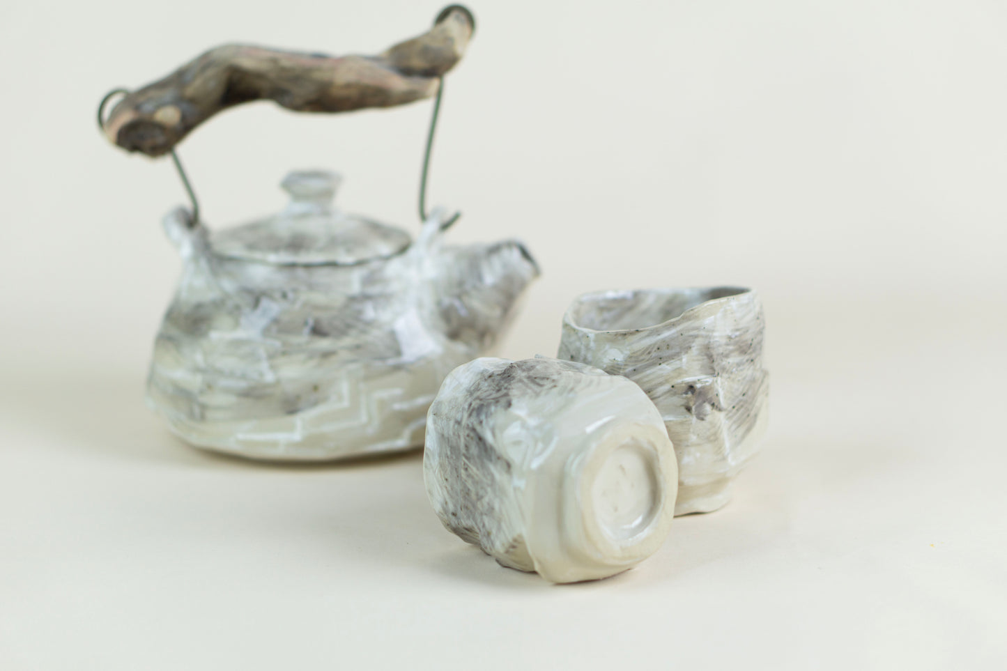 “Feral Kettle” curved ceramic tea set, Mariia Luchuk