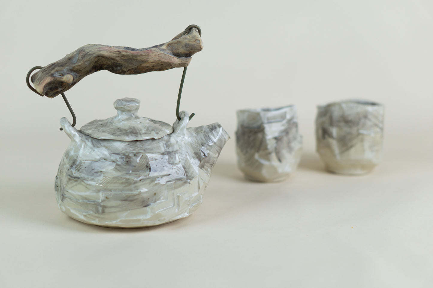 “Feral Kettle” curved ceramic tea set, Mariia Luchuk