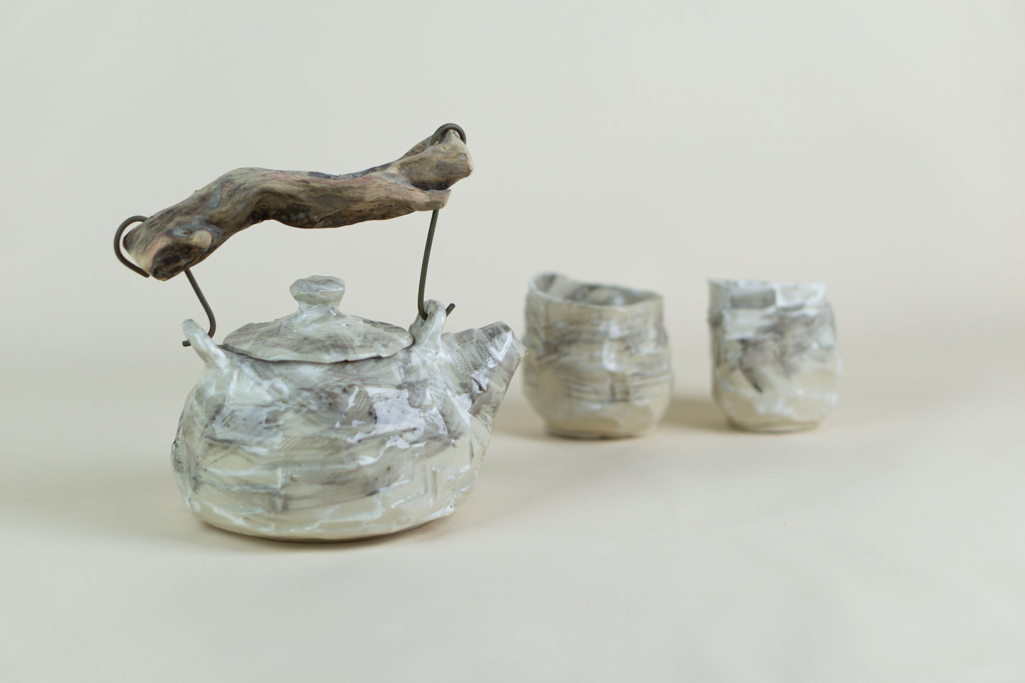 “Feral Kettle” curved ceramic tea set, Mariia Luchuk