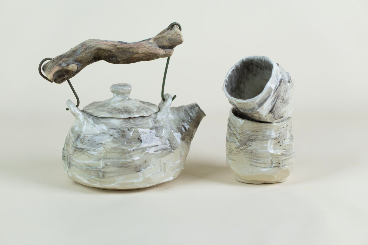 “Feral Kettle” curved ceramic tea set, Mariia Luchuk