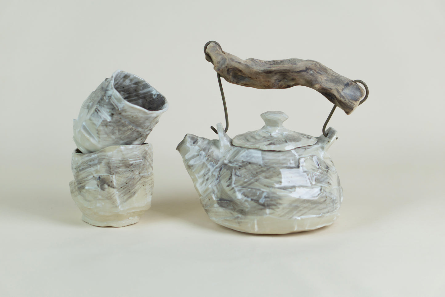 “Feral Kettle” curved ceramic tea set, Mariia Luchuk