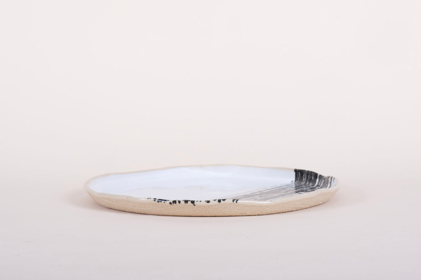 Black Splash Collection Dinner Plate 10''/25 cm