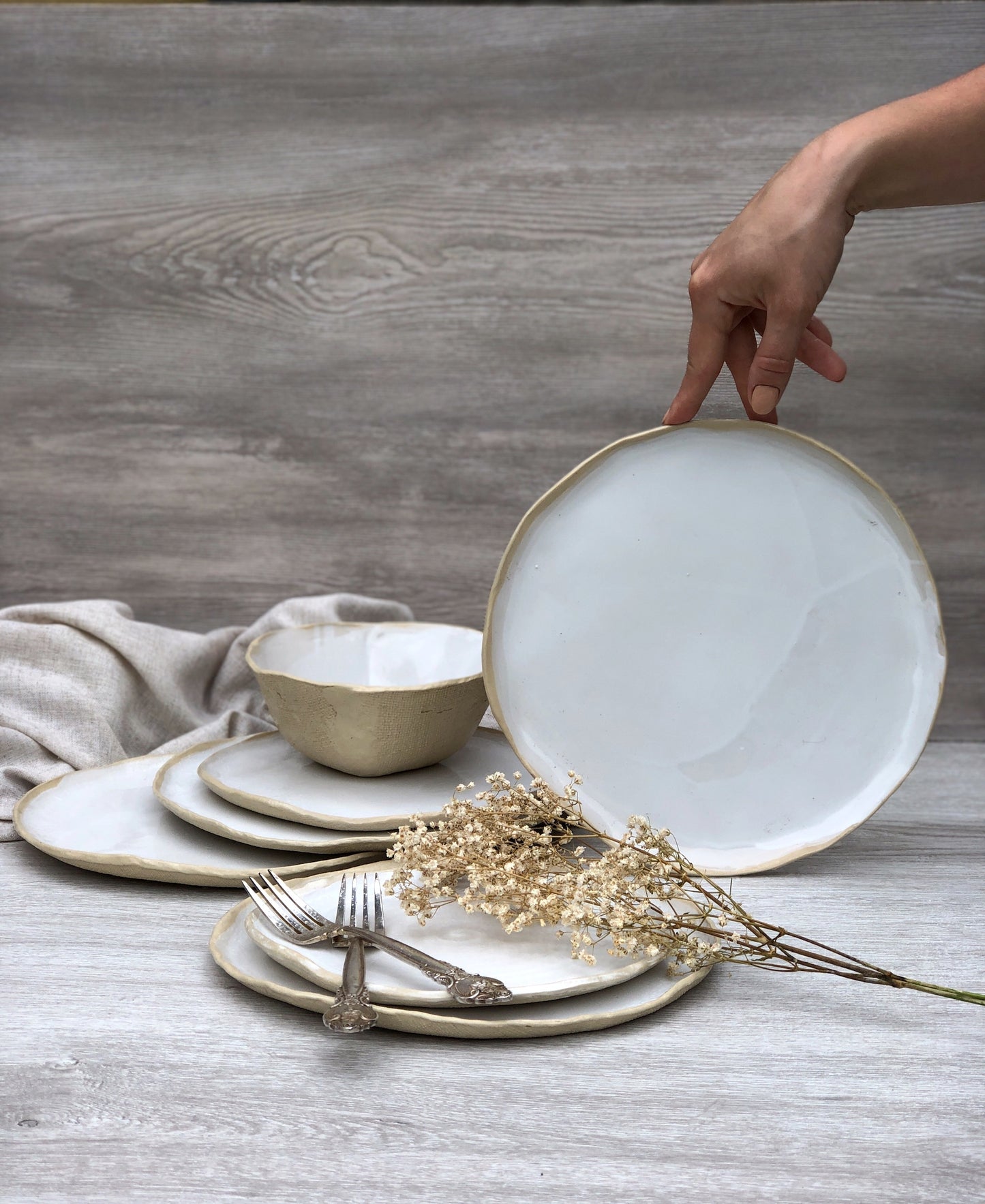 Arctic Grace Collection Ceramic Tableware Set