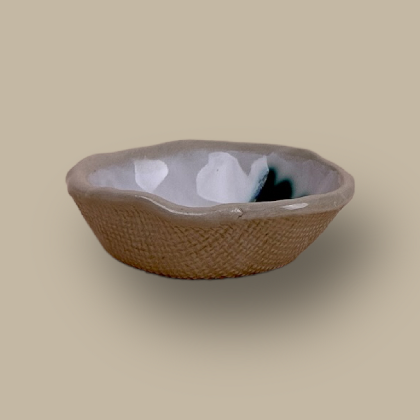 Lush Copper Flecks Collection Gelee Bowl 4"/10cm, h - 1"/3cm