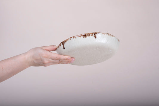 Balancing Beauty: Mastering Flat Bottom Glazing