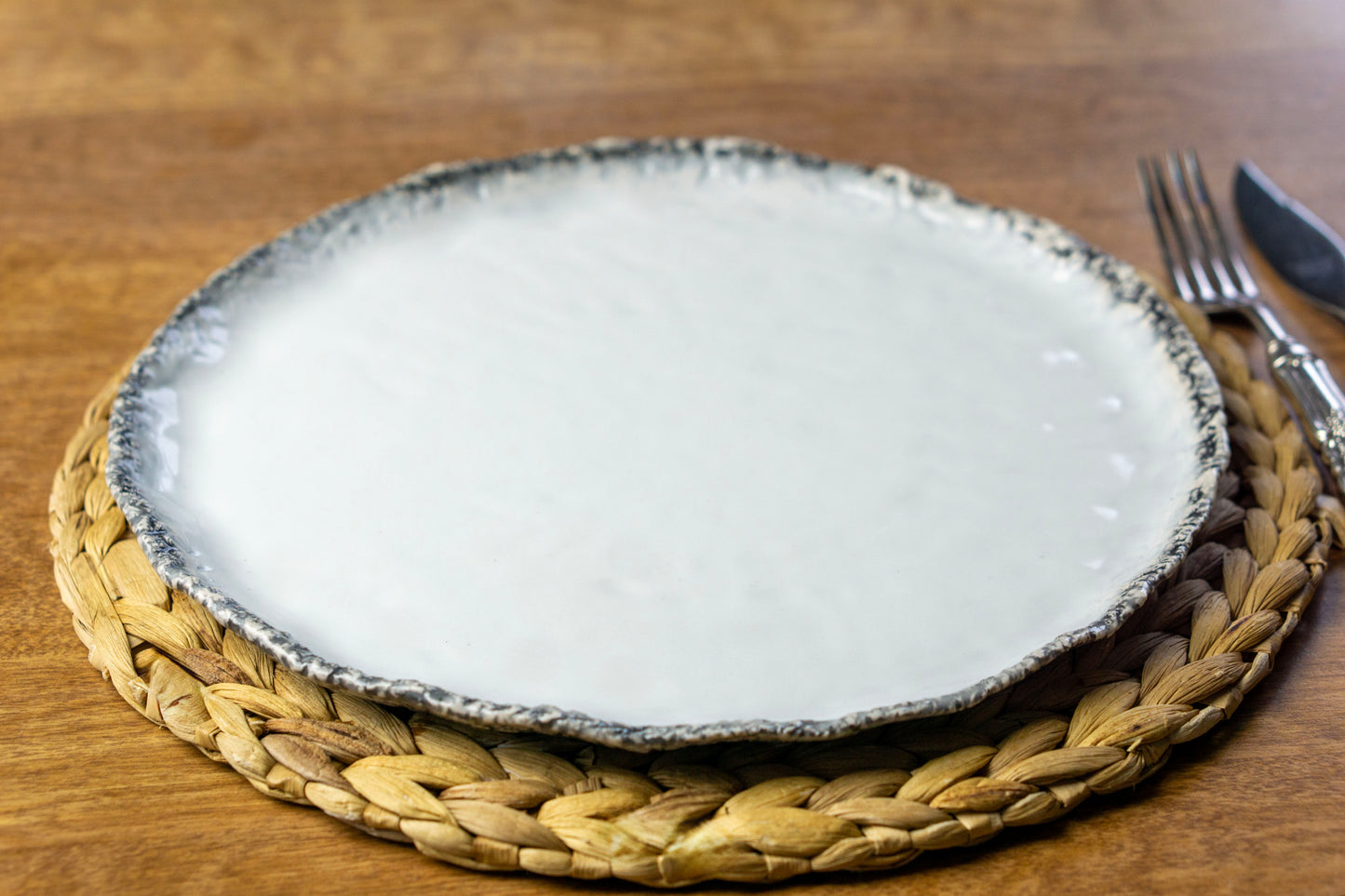 Coral Texture Ceramic Dinnerware Set, Handmade Porcelain Plates & Bowls, Minimalist White Tableware, Modern Coastal Design