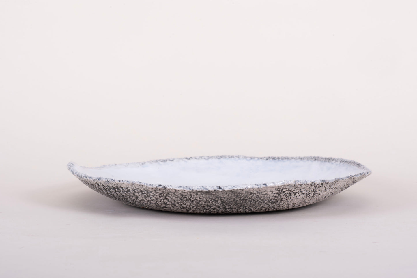 White Coral Collection Main Course Plate 12''/30 cm