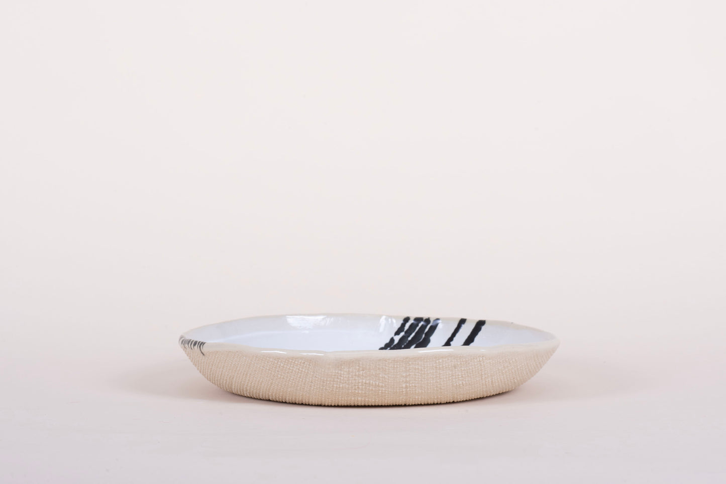 Black Splash Collection Pasta/Rice Bowl 9"/22 cm