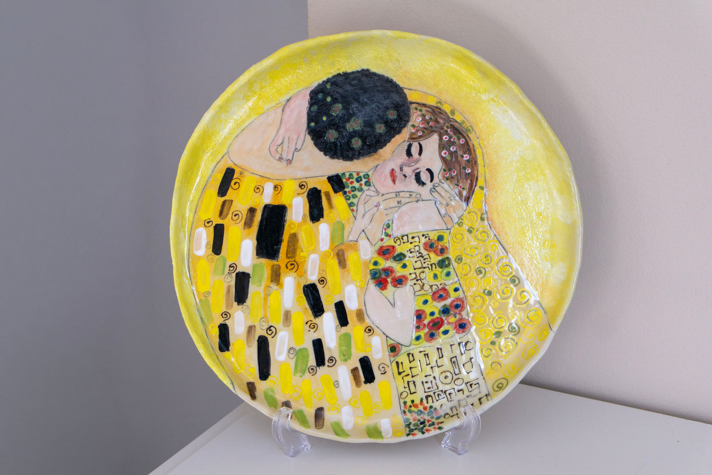 Klimt Kiss Hand Painted Ceramic Plate 12” – Romantic Lovers Art, Valentine Gift for Her, Unique Decorative Dinner Plate