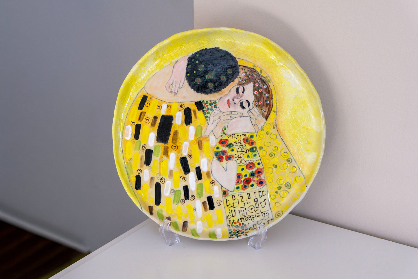 Klimt Kiss Hand Painted Ceramic Plate 12” – Romantic Lovers Art, Valentine Gift for Her, Unique Decorative Dinner Plate