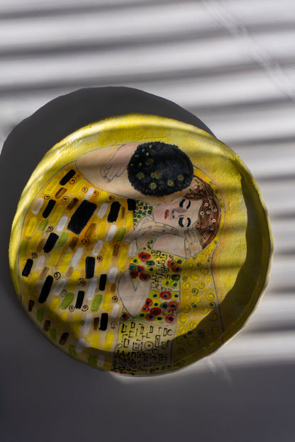 Klimt Kiss Hand Painted Ceramic Plate 12” – Romantic Lovers Art, Valentine Gift for Her, Unique Decorative Dinner Plate