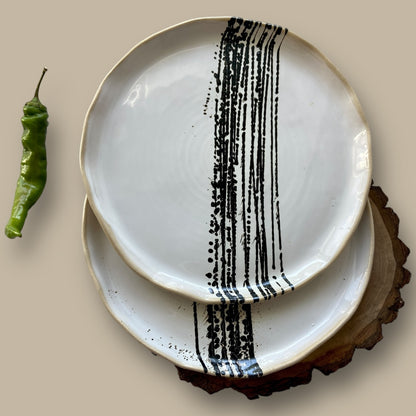 Black Splash Dinner Plate