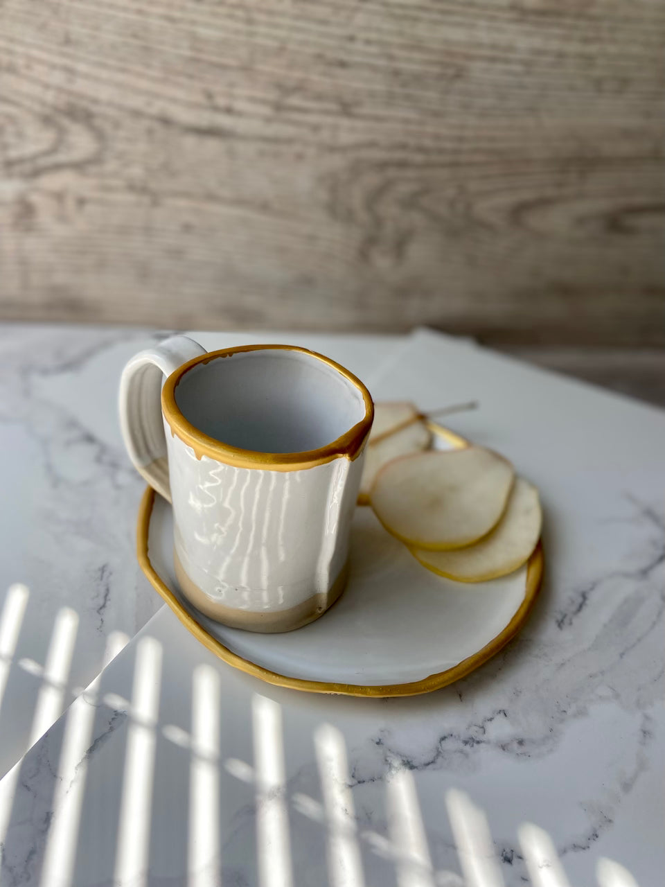 Gilded Grace Ceramic Mugs